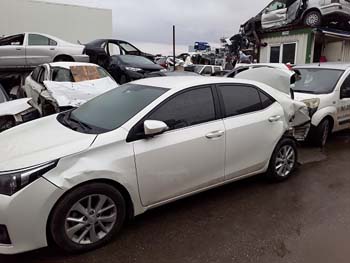 2015 MODEL TOYOTA COROLLA ÇIKMA KAPI CAMI OTO GÜVEN 'DE